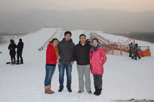 大訊，年會(huì)，年終活動(dòng)，滑雪